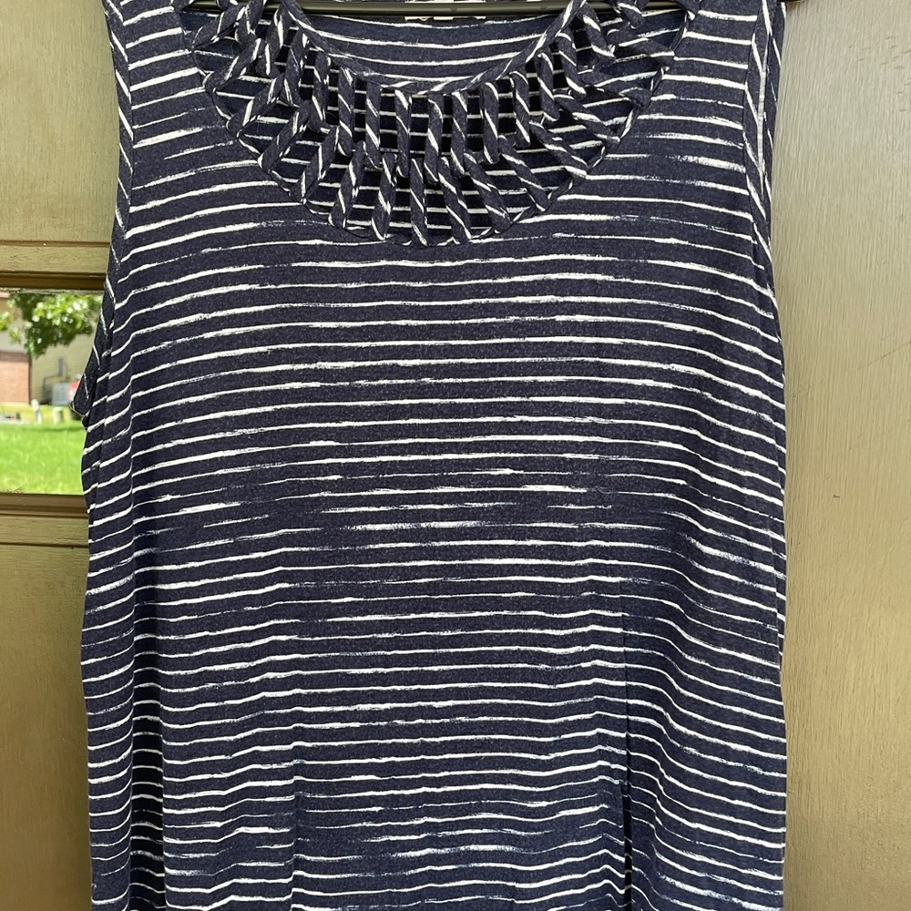 Woman’s Asymmetrical Tank Top - Size XL